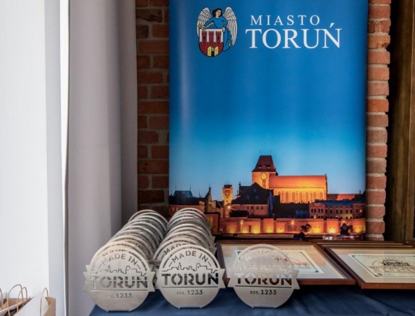 26 firm ze znakiem Made in Toruń
